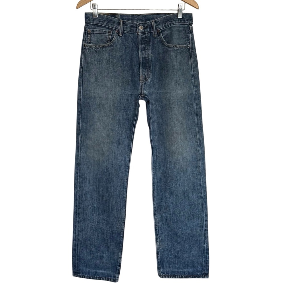 Levi’s 501 Button Fly Straight Fit Jeans Size 32